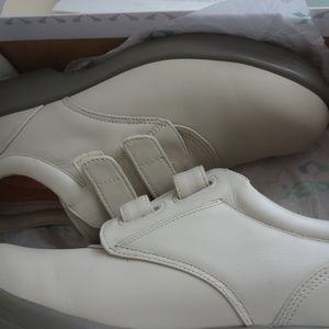 Apex Shoes New